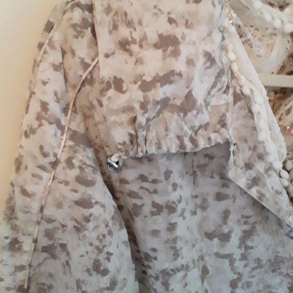 Chico's Beige & White Splatter Jkt Sz. 2 Not Worn! - Picture 4 of 8